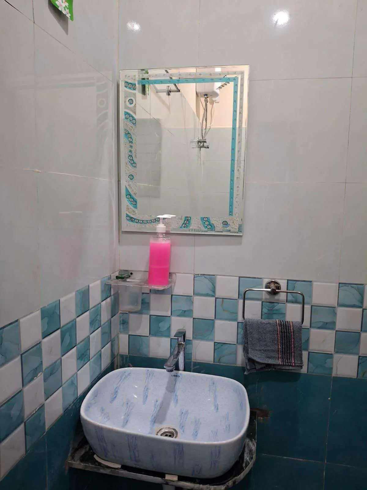 Modern bathroom in Shuubh Aavishkar 2BHK Villa, a 2 BHK villa in Lonavala on rent