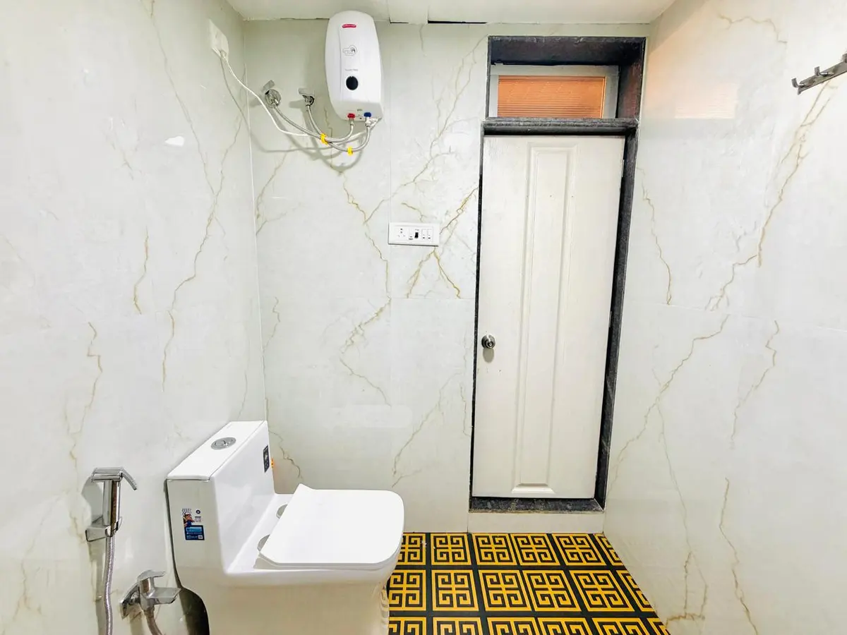 Modern bathroom in Elite Villa, a 4 BHK villa in Lonavala on rent