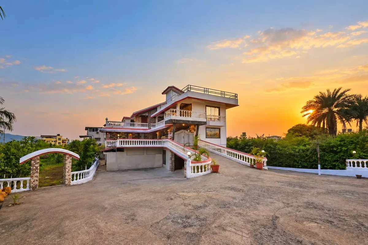 Exterior of Shuubh Mountain Nest 6BHK Villa, a 6 BHK villa in Lonavala on rent