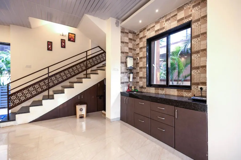 Fully equipped kitchen in Rose Villa, a 4 BHK villa in Lonavala on rent